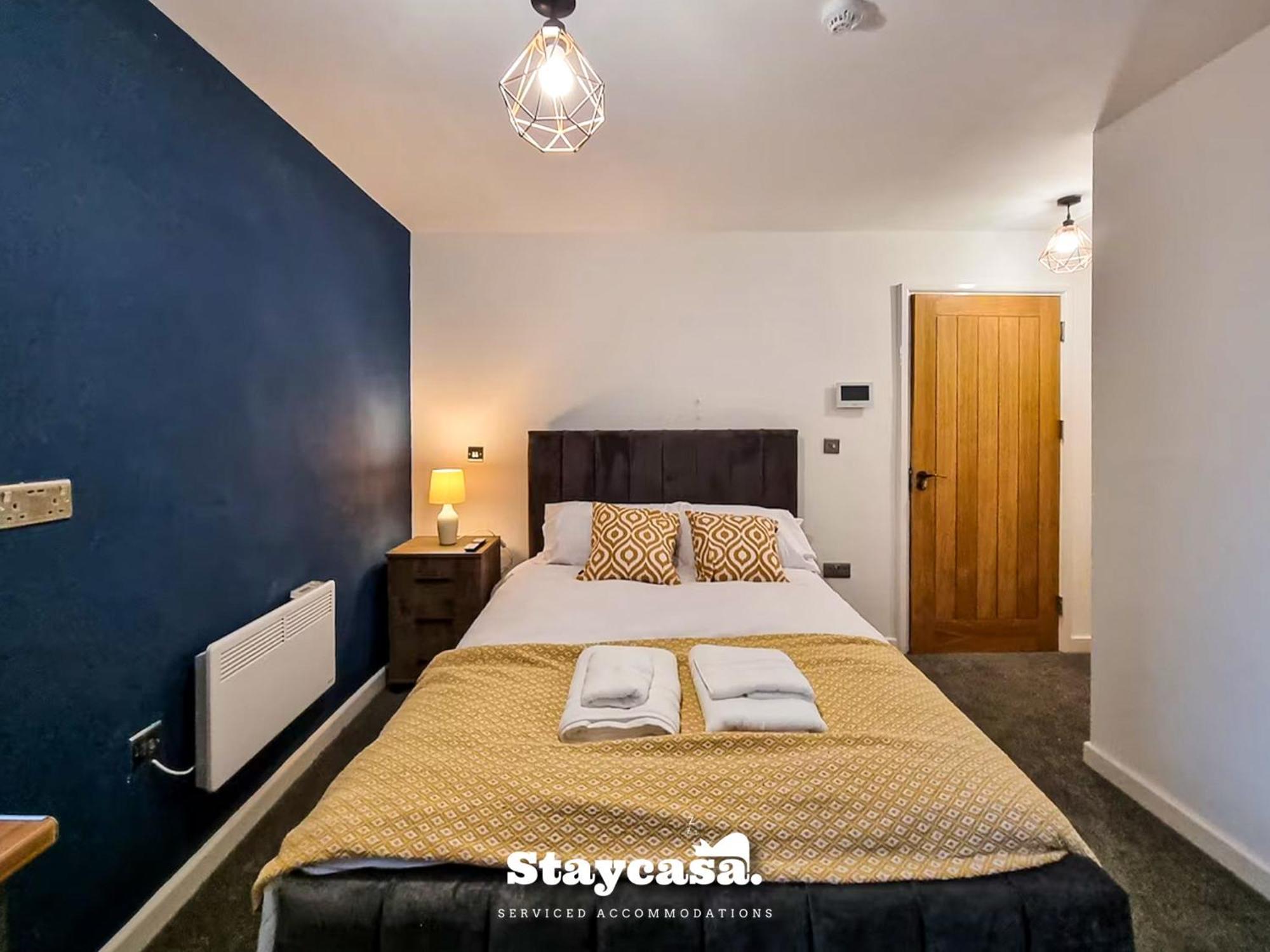 Delightful Spacious Haven With Large Driveway Manchester Buitenkant foto