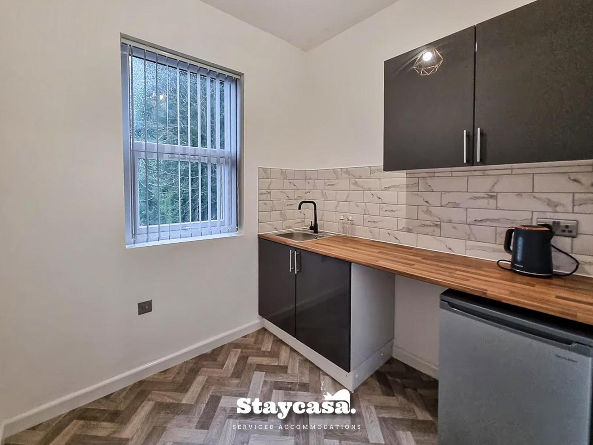 Delightful Spacious Haven With Large Driveway Manchester Buitenkant foto