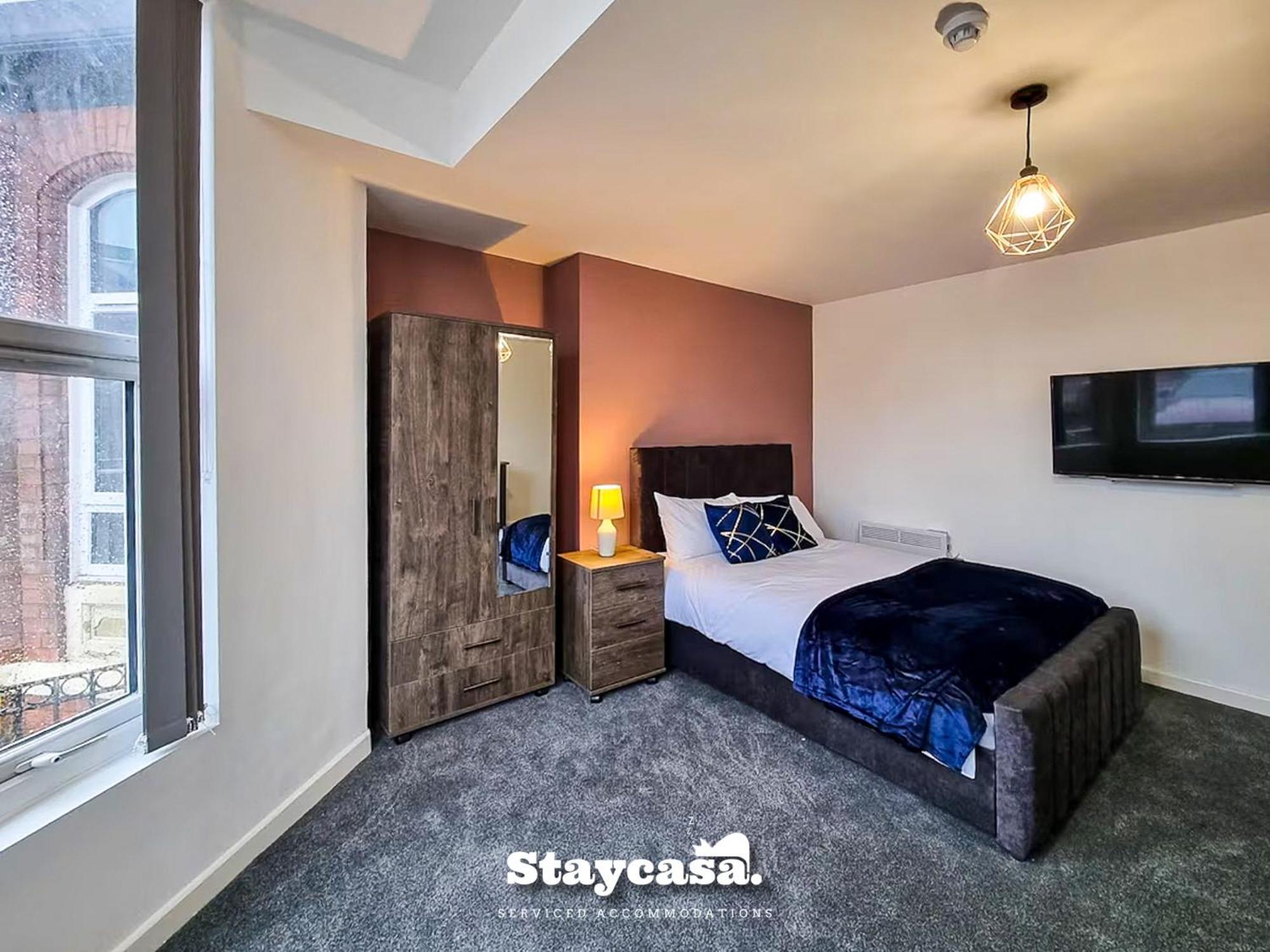 Delightful Spacious Haven With Large Driveway Manchester Buitenkant foto